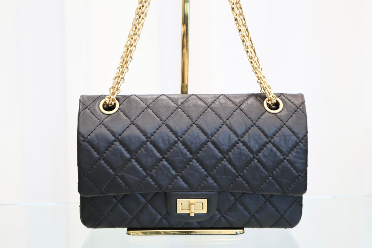 2.55 Vintage Gold Flap Chain Shoulder Bag A37586