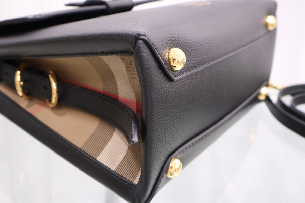 Camberley Small House Check Tote Bag 80475891