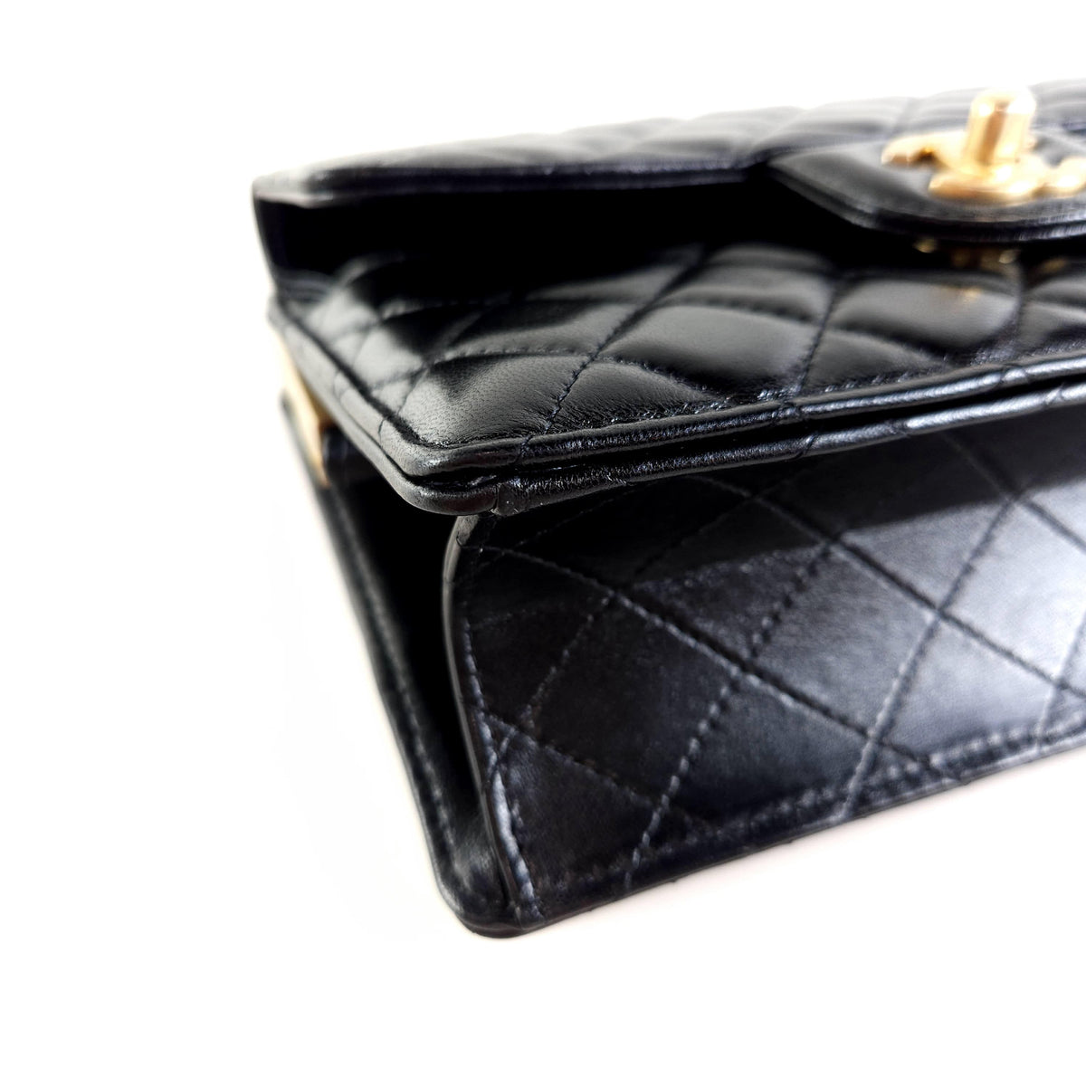 Metal Clip Flap Shoulder Bag AS4479