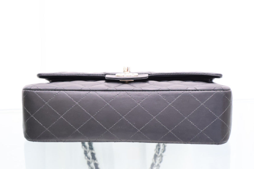 Classic Medium Lambskin Silver Chain Shoulder Bag