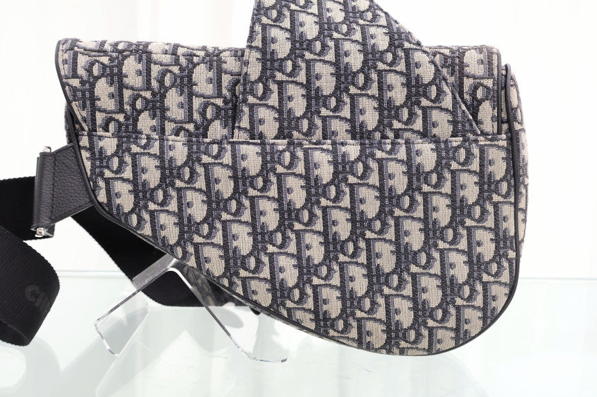 Oblique Saddle Crossbody Bag