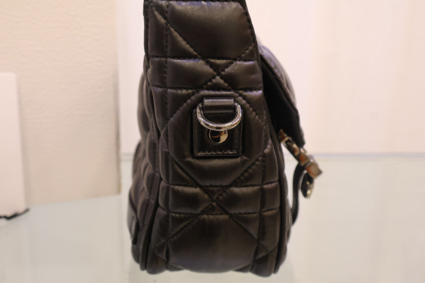 Macro Cannage Camp Bag Small Shoulder Crossbody Bag M1243BMIG_M900_TU