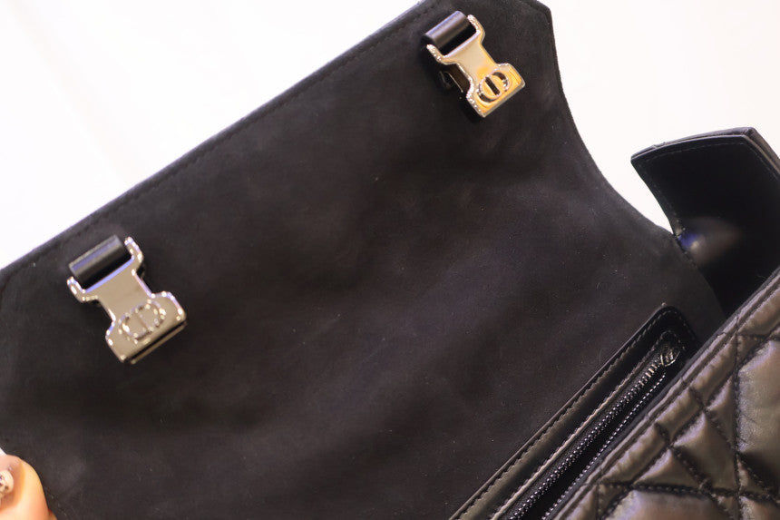 Macro Cannage Camp Bag Small Shoulder Crossbody Bag M1243BMIG_M900_TU