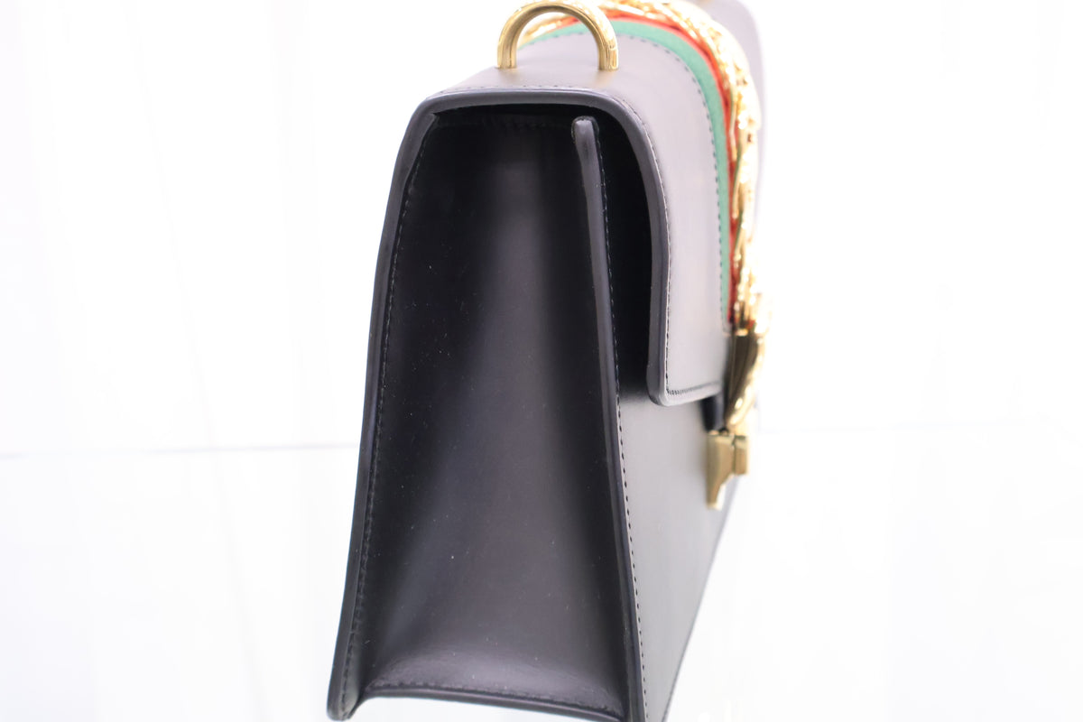 Sylvie Small Shoulder Bag 524405