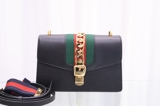 Sylvie Small Shoulder Bag 524405
