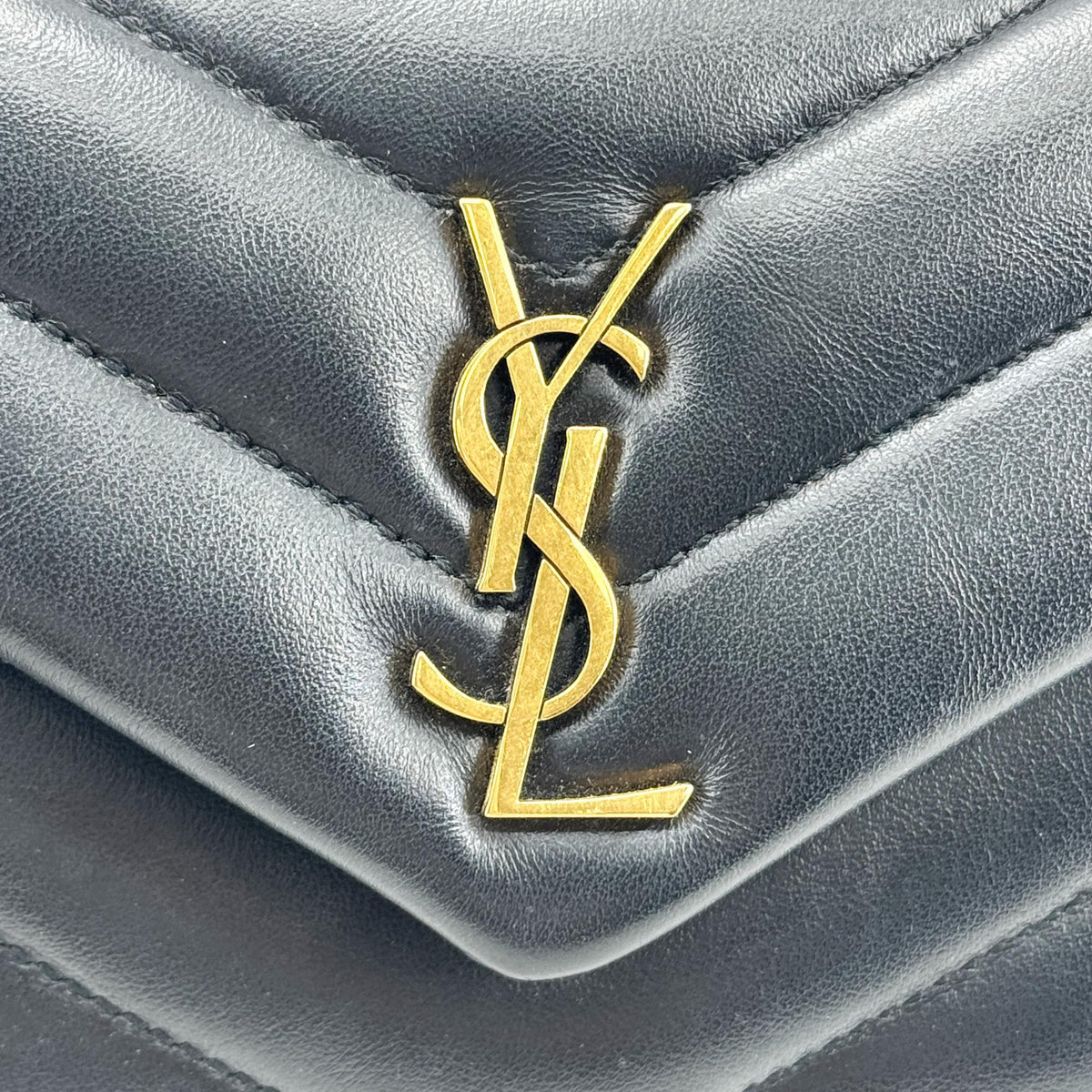 Saint Laurent Toy Lulu Crossbody Bag Black
