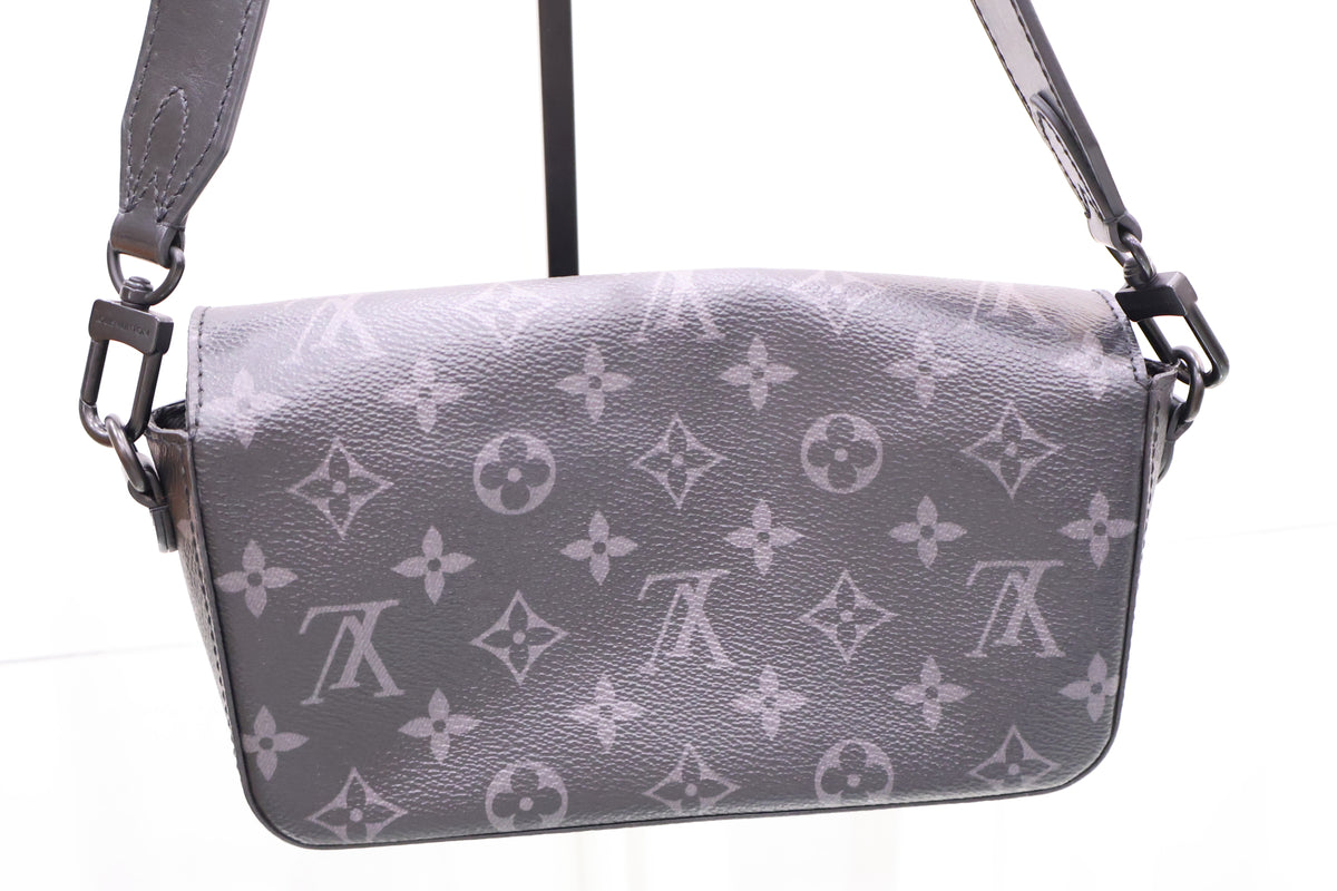 Montsouris Wearable Wallet Shoulder Crossbody Bag M83567