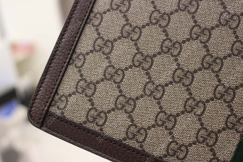 Ophidia GG Supreme Portfolio Clutch 523359