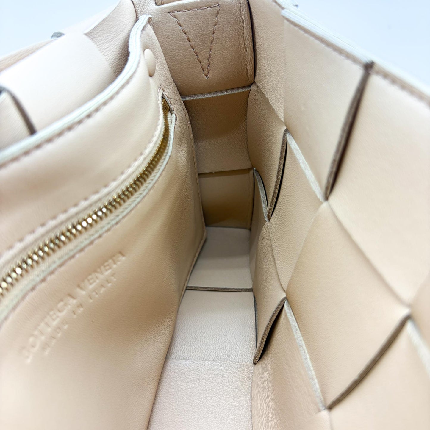Bottega Veneta Cassette Bag Beige