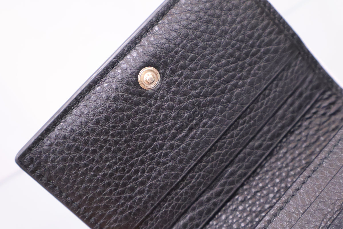 GG Emblem Mini Black Bifold Wallet 815901