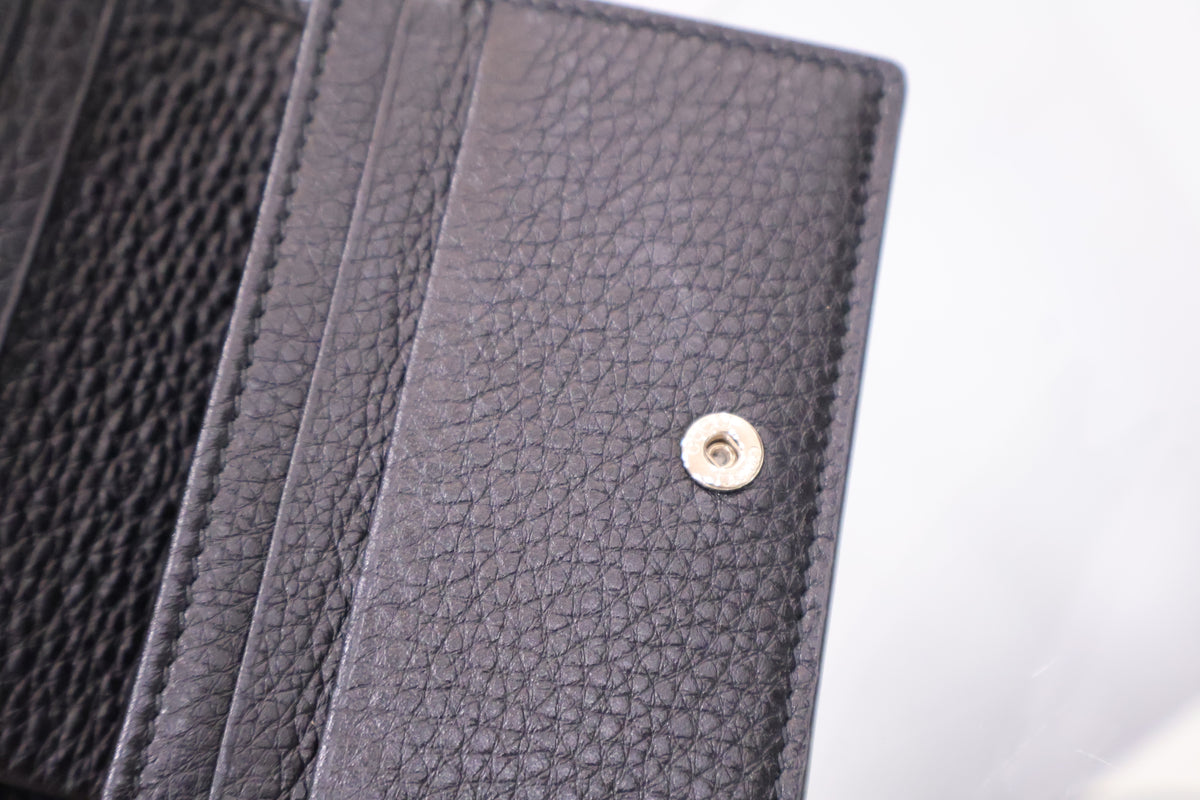 GG Emblem Mini Black Bifold Wallet 815901