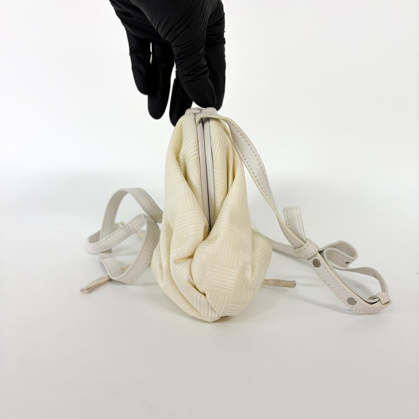 Bottega Veneta Small Point Bag Intrecciato Silk Chalk