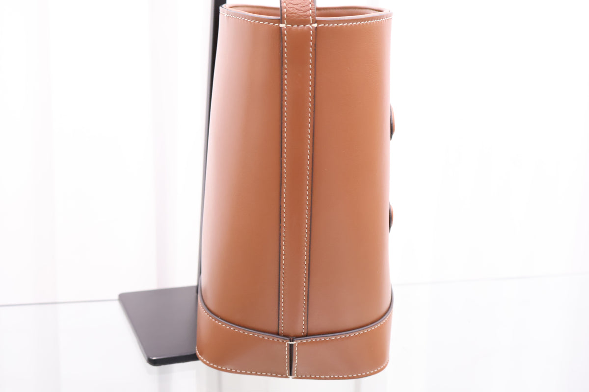 Triomphe Small Bucket Shoulder Bag 113783du3.04lu
