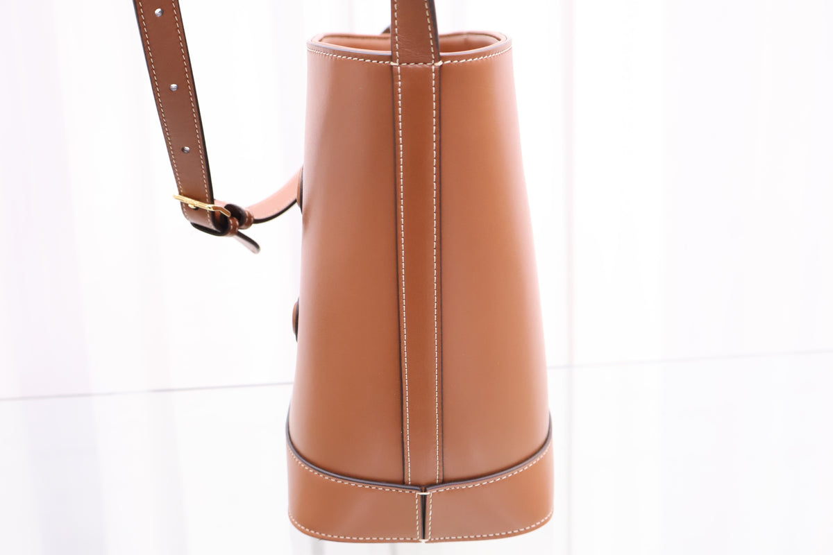 Triomphe Small Bucket Shoulder Bag 113783du3.04lu