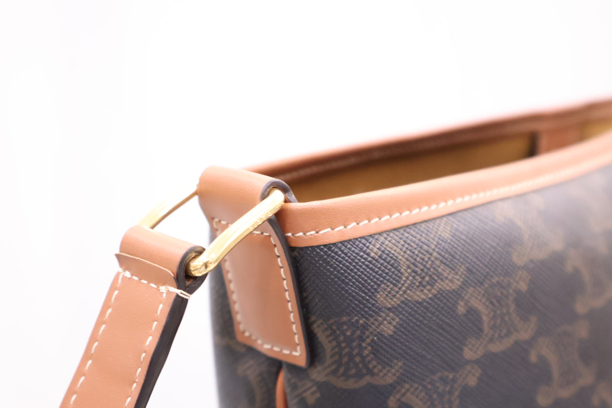 Triomphe Canvas Calfskin Medium Bucket Shoulder Bag 191132CAS.04LU