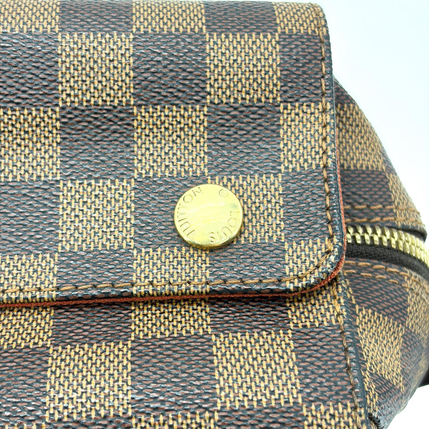 Louis Vuitton Naviglio Messenger Bag Damier Ebene