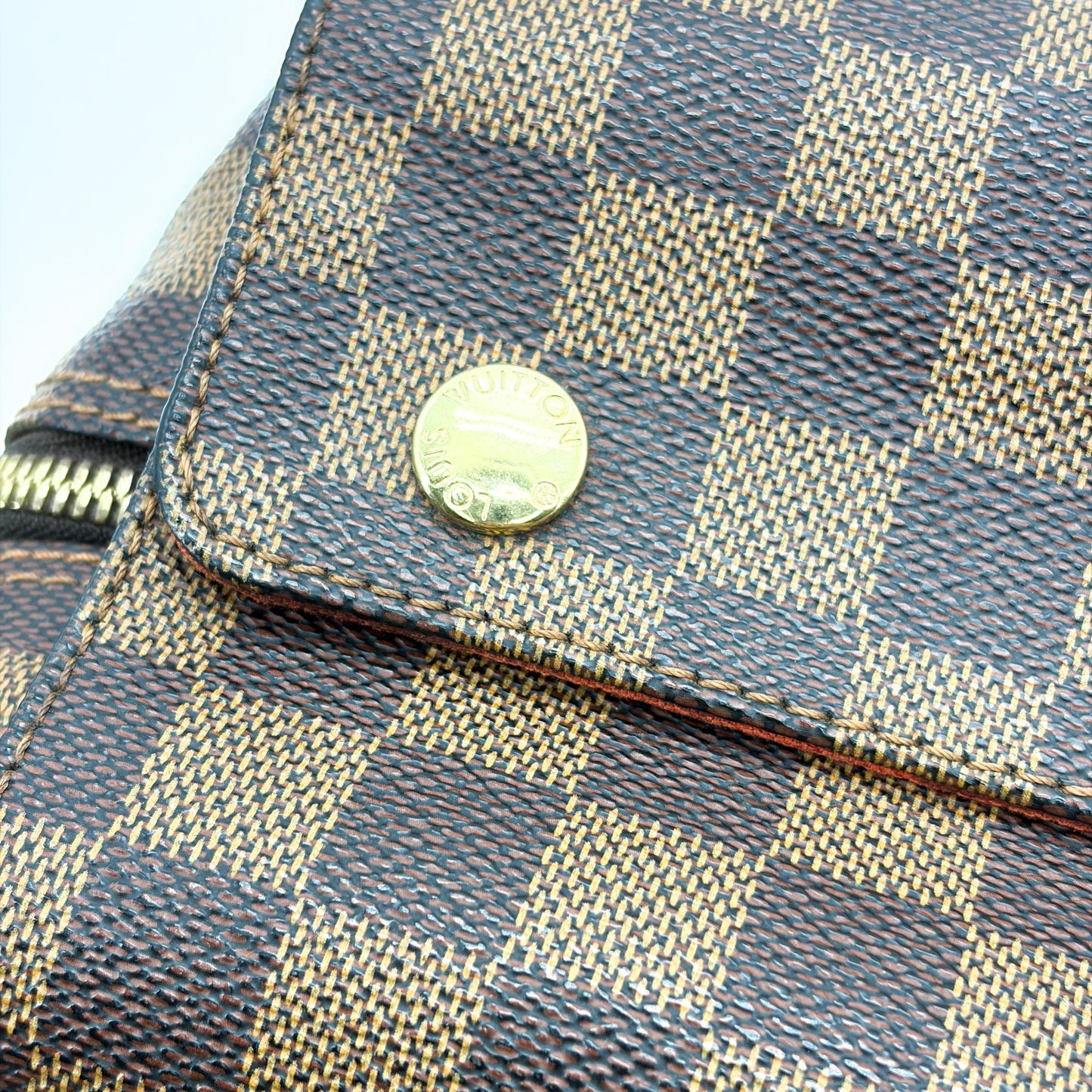 Louis Vuitton Naviglio Messenger Bag Damier Ebene