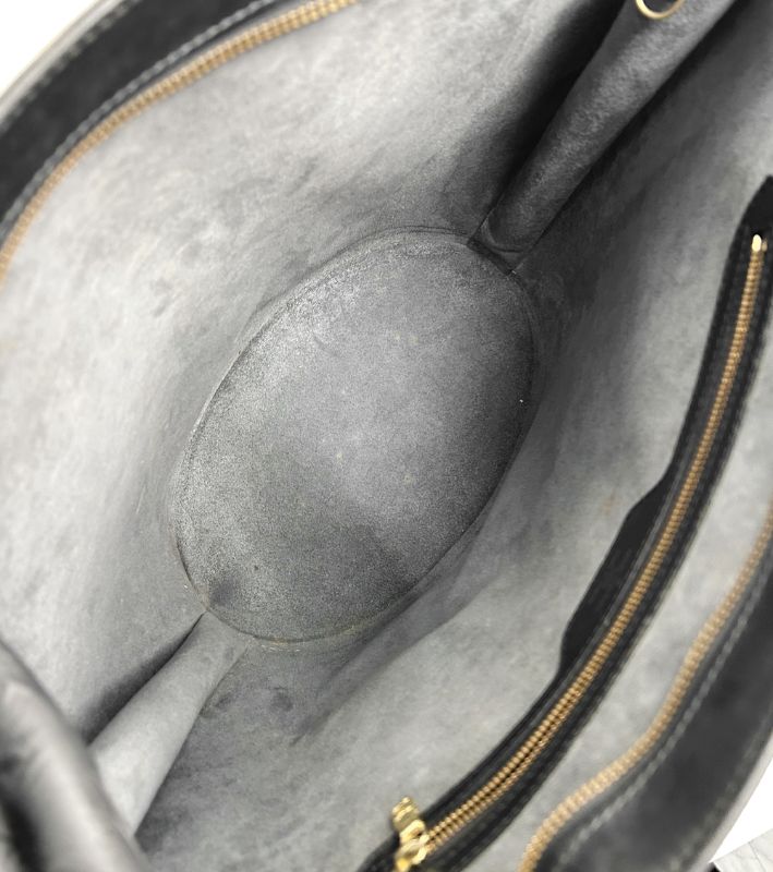 Louis Vuitton Black Epi Saint-Jacques