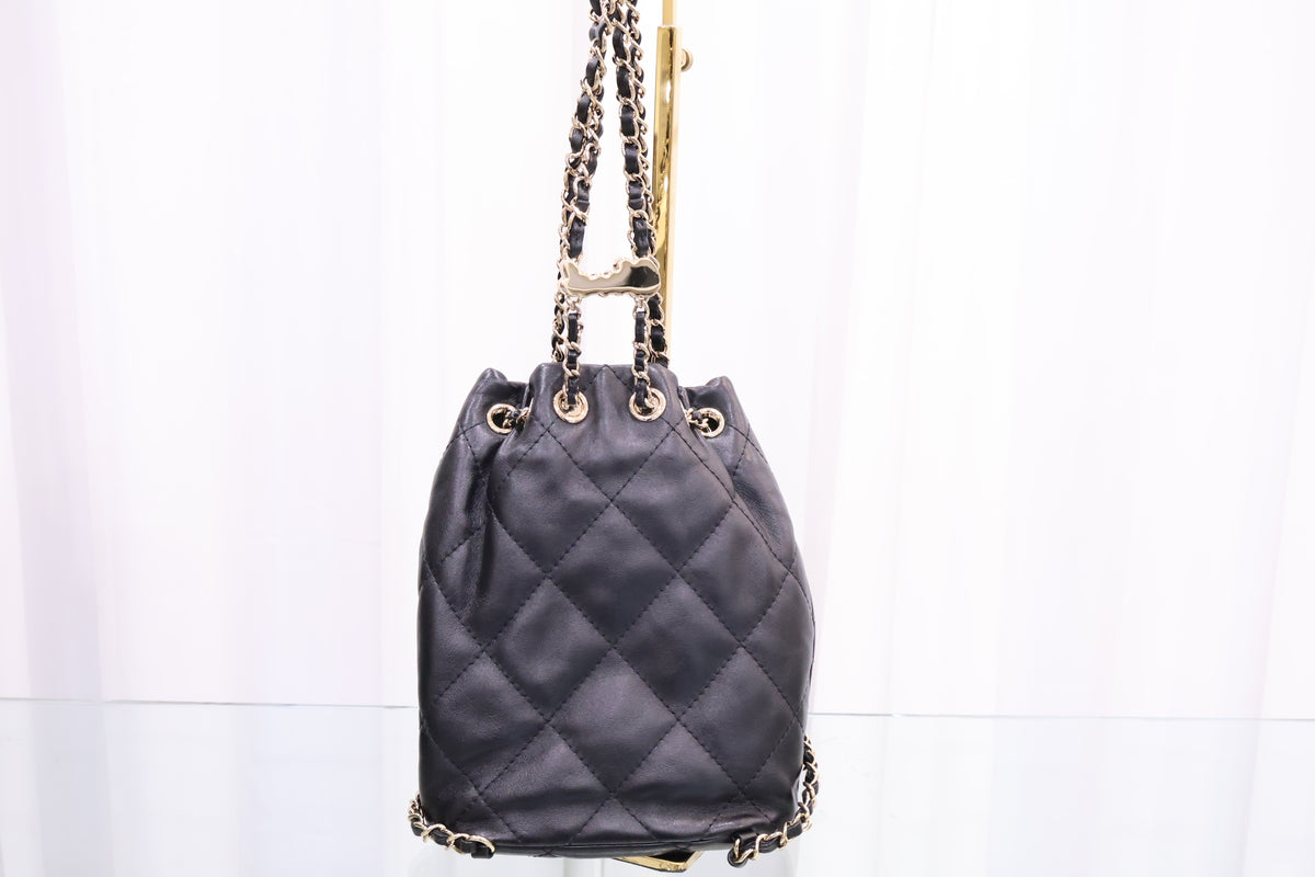 Lambskin Chain Bucket Backpack Black AS4810
