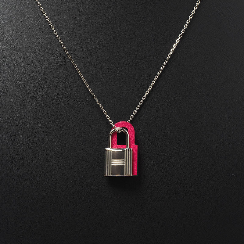 Hermès O'Kelly pendant necklace