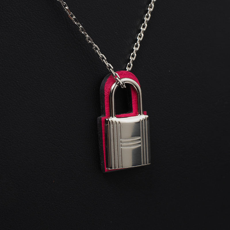 Hermès O'Kelly pendant necklace