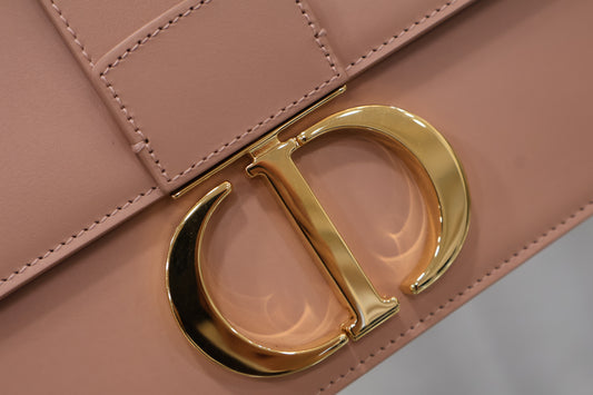 30 Montaigne Rose de Vent Shoulder Bag M9203UMOS