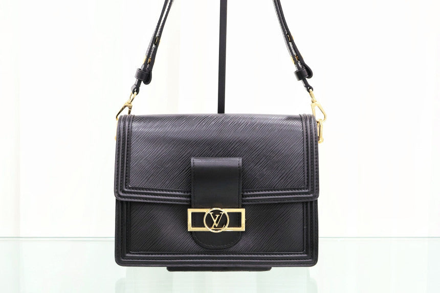 Dauphine Epi MM Black Shoulder Bag M56141