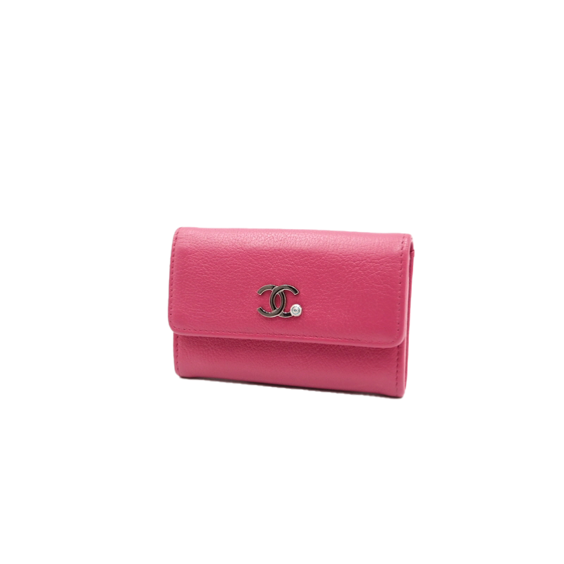 Chanel CC logo flap card wallet