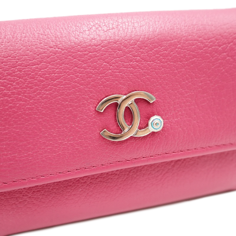 Chanel CC logo flap card wallet
