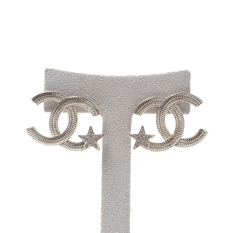 Chanel ABB491 CC Logo Star Earrings