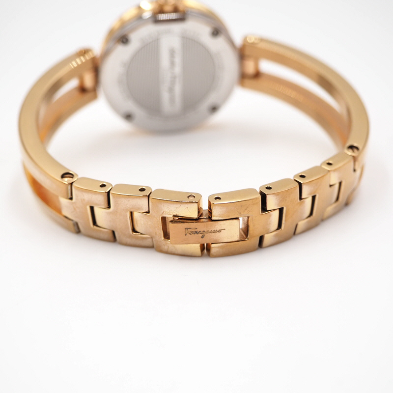 Ferragamo FAT070017 Quartz Bangle Watch