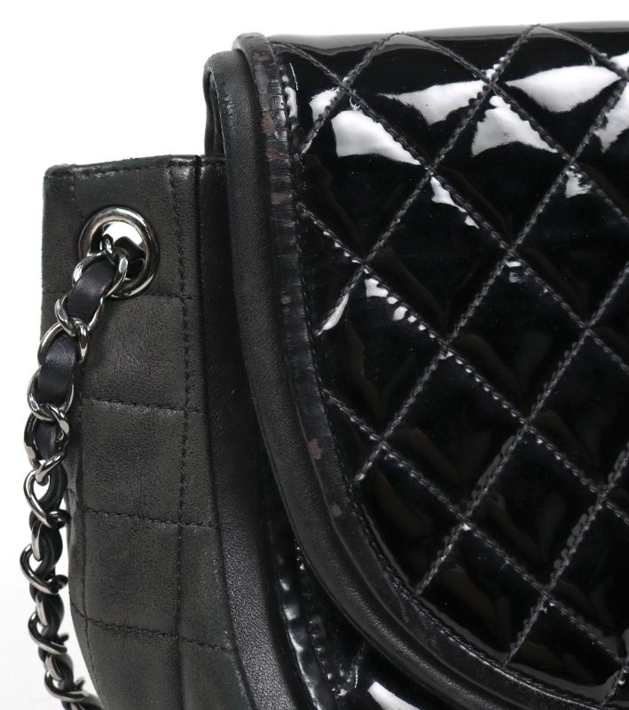 Chanel Black Patent Quilted CC Flap Chain Shoulder Bag with Flap