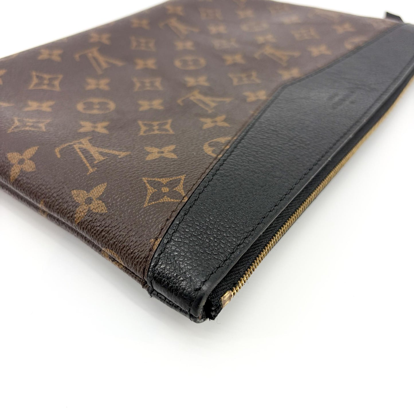 Louis Vuitton Daily Pouch Monogram Noir