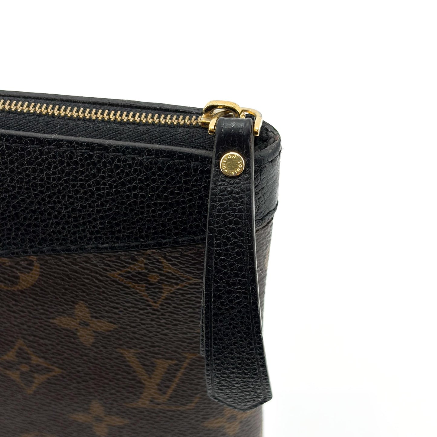 Louis Vuitton Daily Pouch Monogram Noir