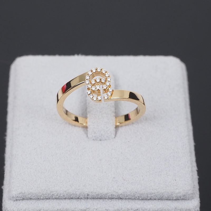 Gucci 457127 Yellow Gold Running Diamond Ring