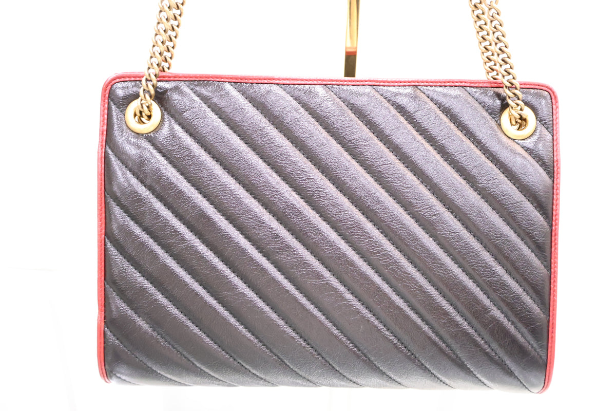 GG Marmont Matelassé Chain Shoulder Bag 524592