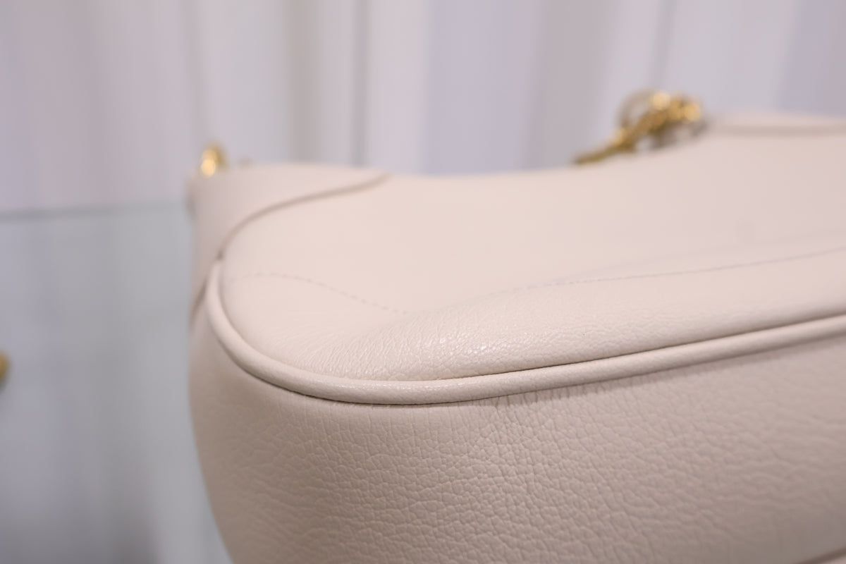 Aphrodite Small Shoulder Bag 731817