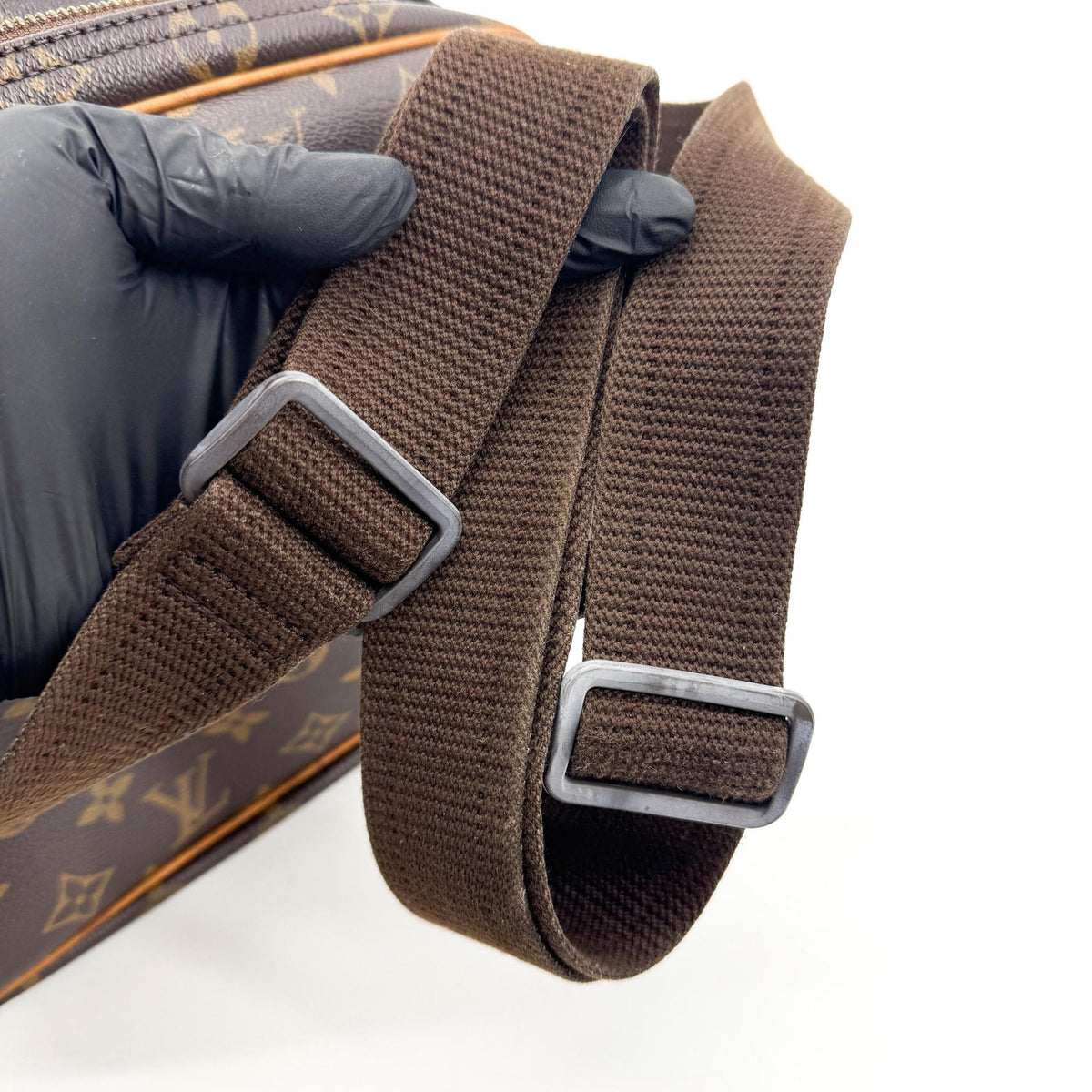 Louis Vuitton Monogram Reporter PM