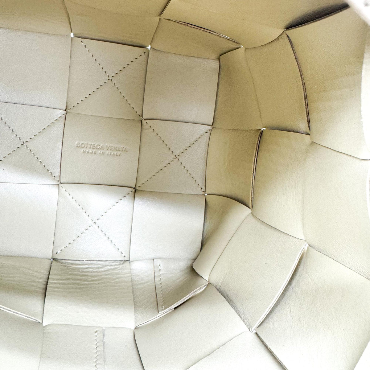 Bottega Veneta Small Cassette Bucket Bag Beige