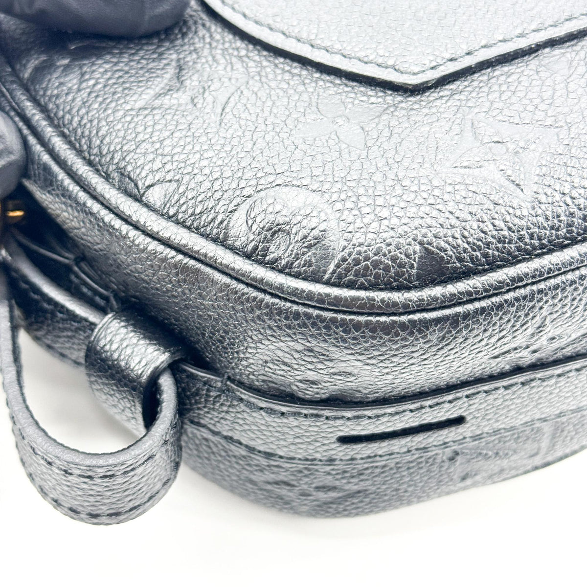 Louis Vuitton Monogram Empreinte Boîte Chapeau Souffle PM Black