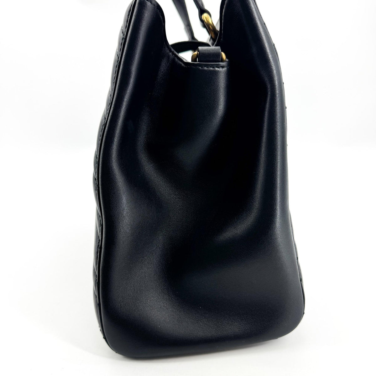 Gucci GG Marmont Matelassé Medium Tote Bag Black