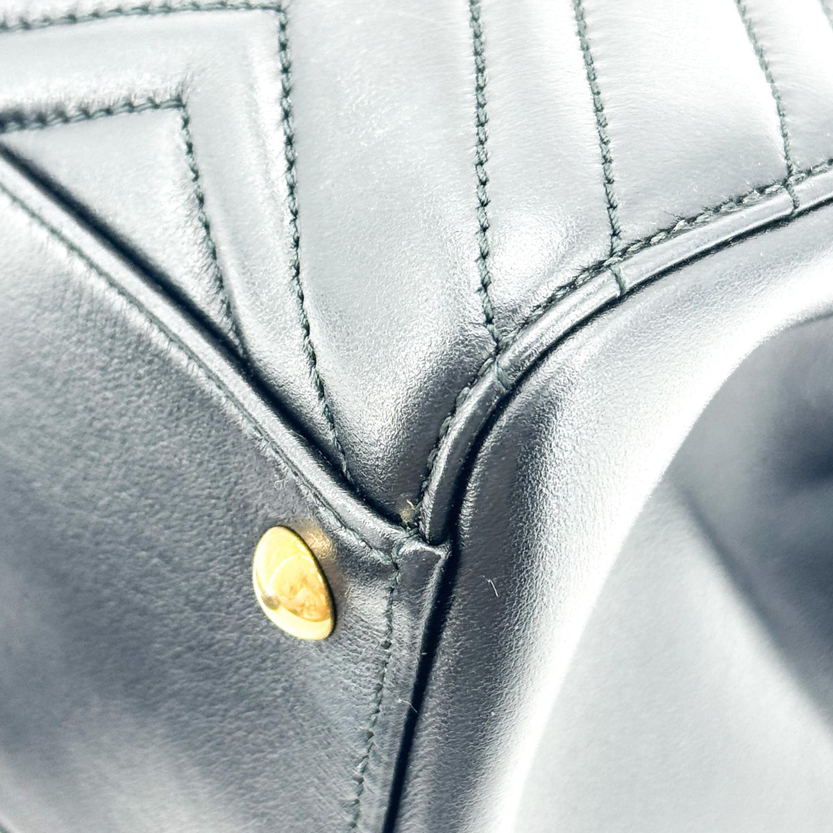Gucci GG Marmont Matelassé Medium Tote Bag Black