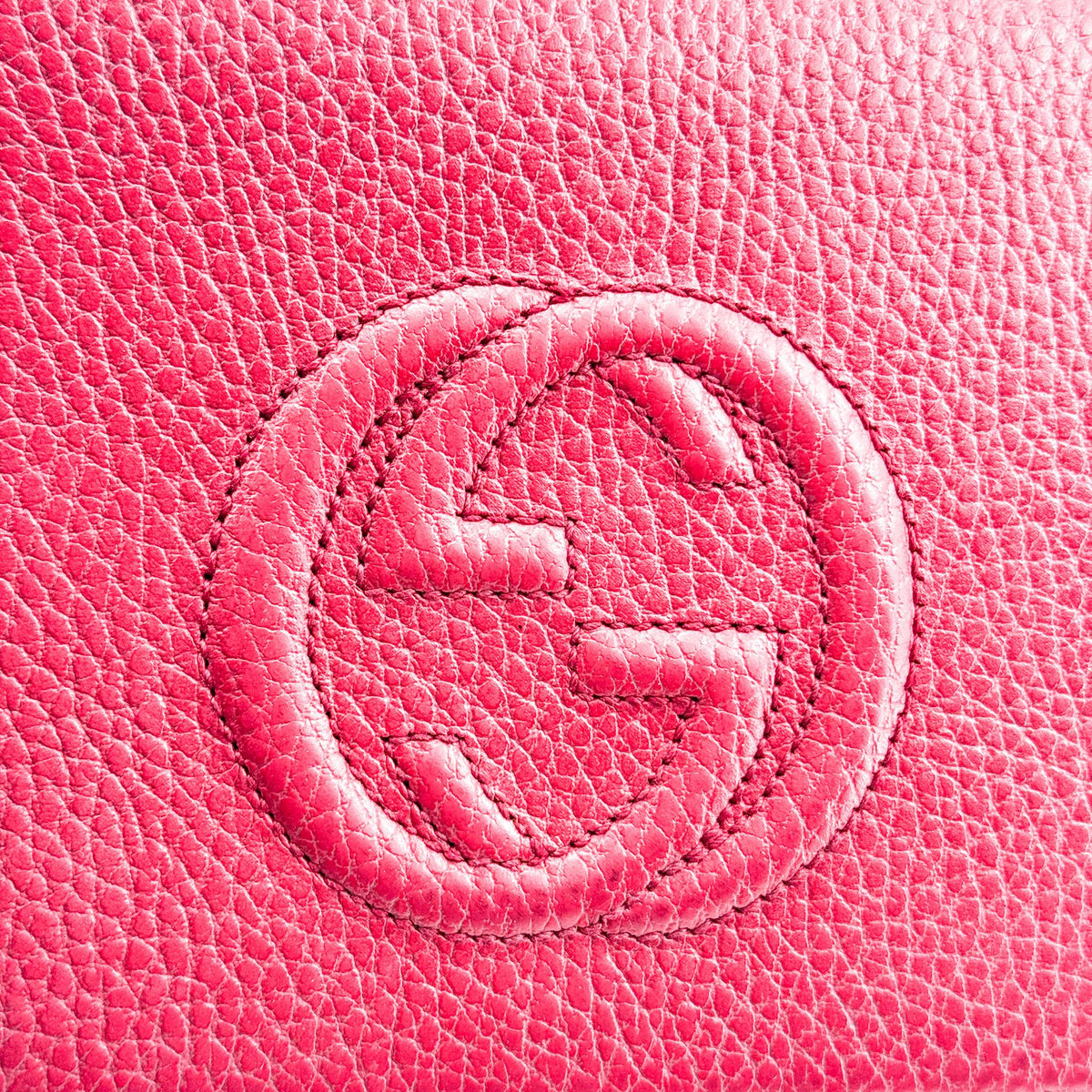 Gucci Soho Interlocking G Chain Wallet Red