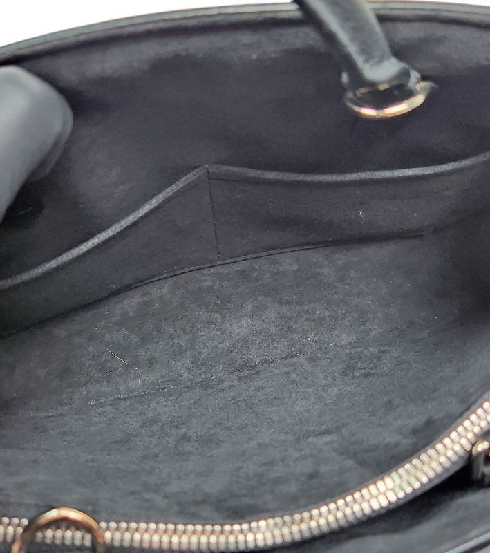 Louis Vuitton Beige Twisted Tote