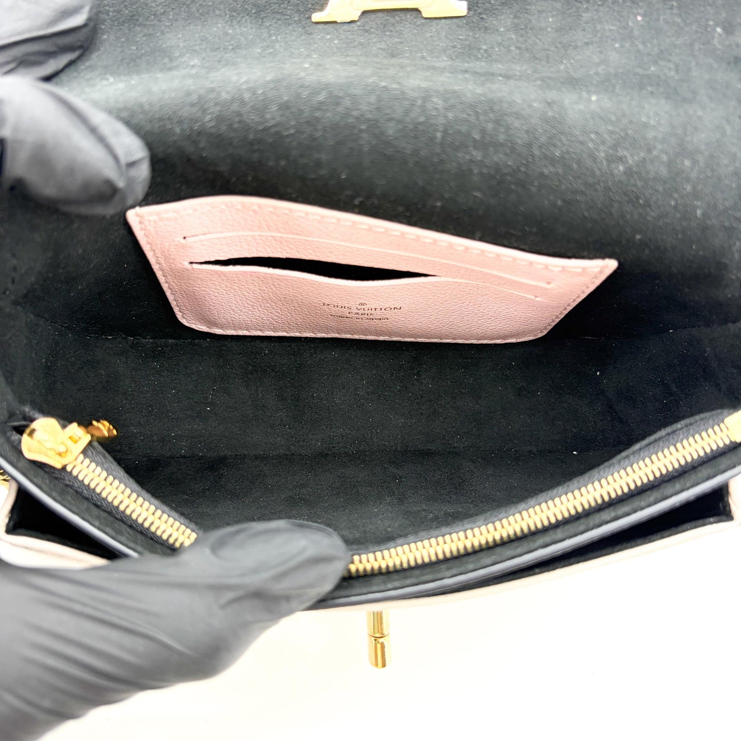 Louis Vuitton Lockme Chain Bag Noir Beige