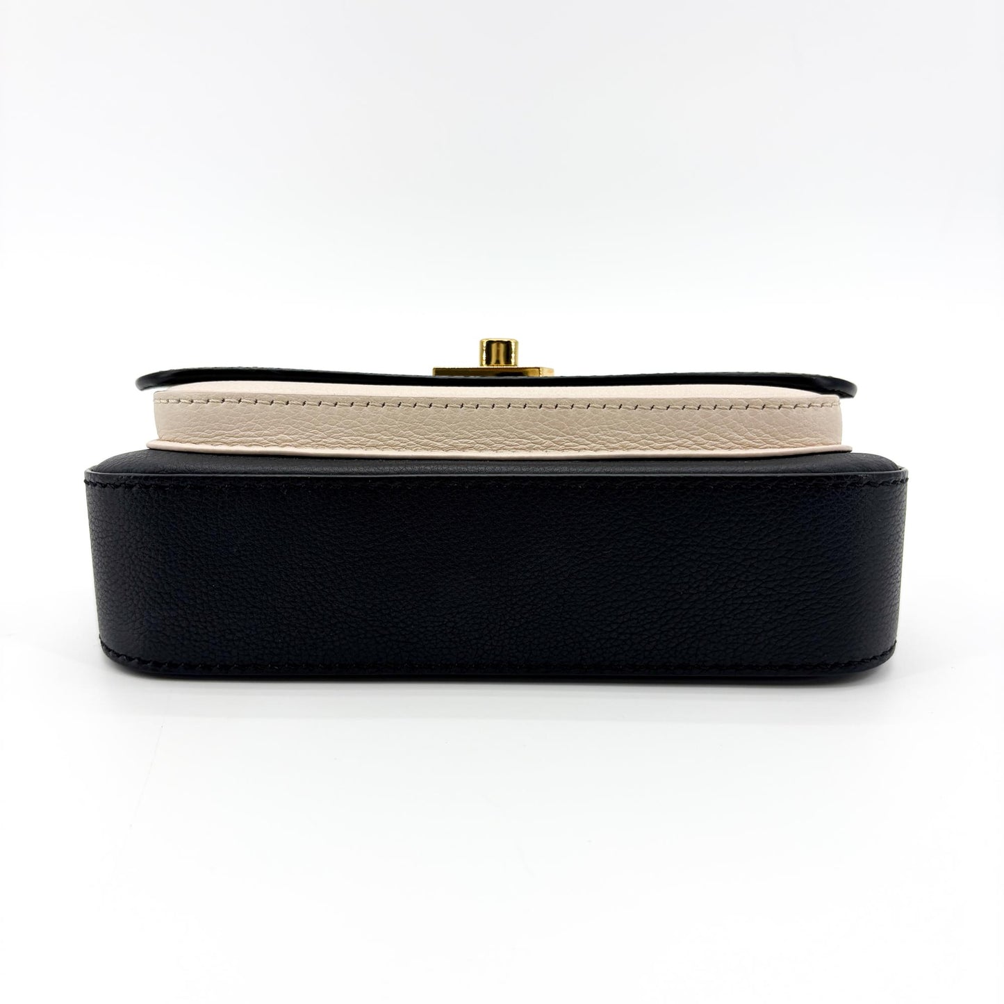 Louis Vuitton Lockme Chain Bag Noir Beige