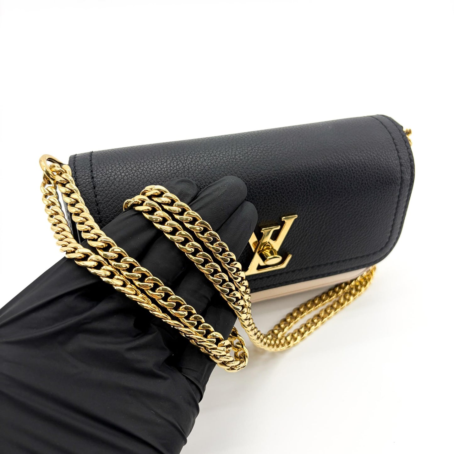 Louis Vuitton Lockme Chain Bag Noir Beige
