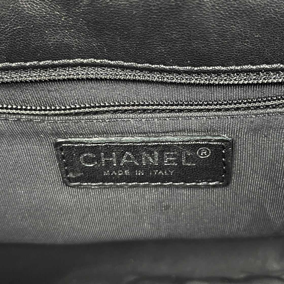 Chanel Black Quilted CC Shearling Flap Chain Shoulder Bag