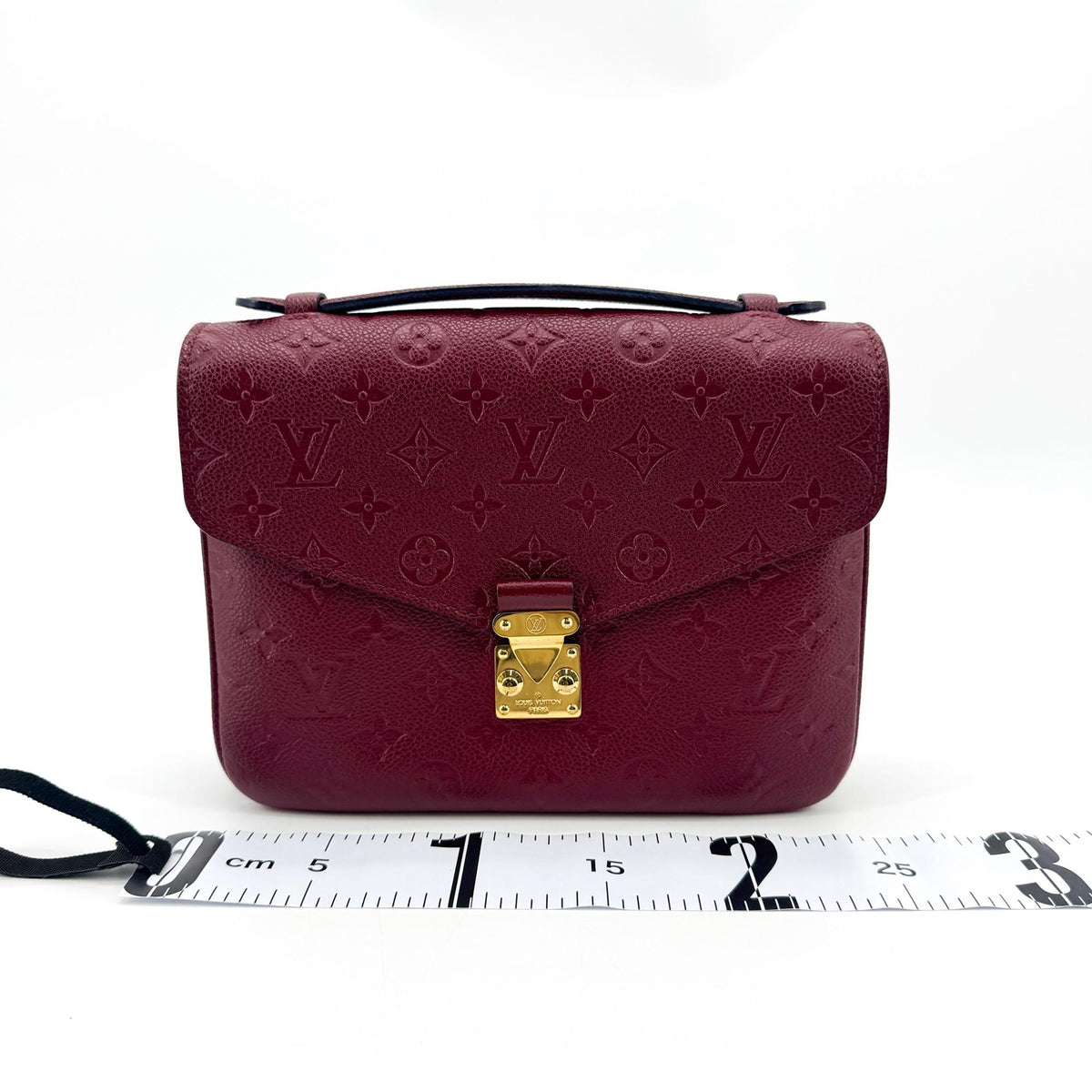 Louis Vuitton Pochette Métis Red
