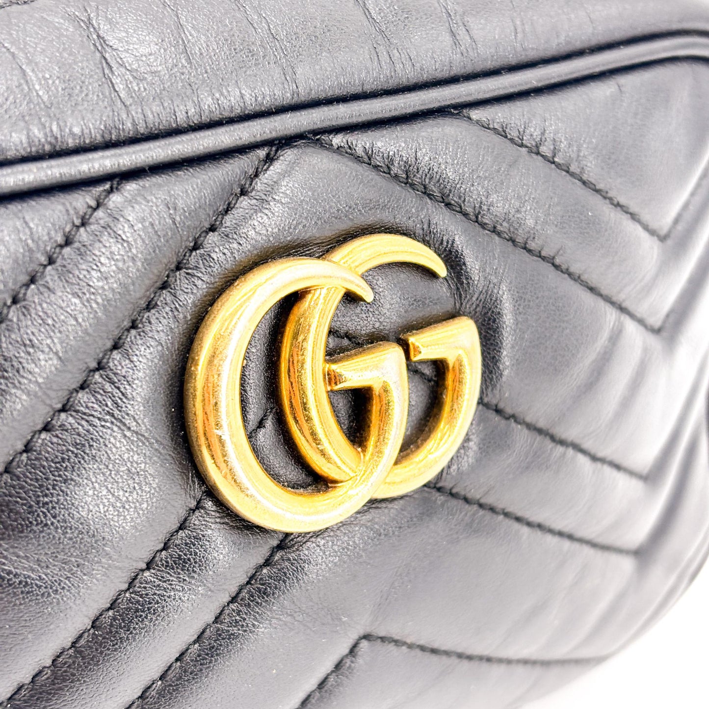Gucci GG Marmont Mini Matelassé Shoulder Bag Black